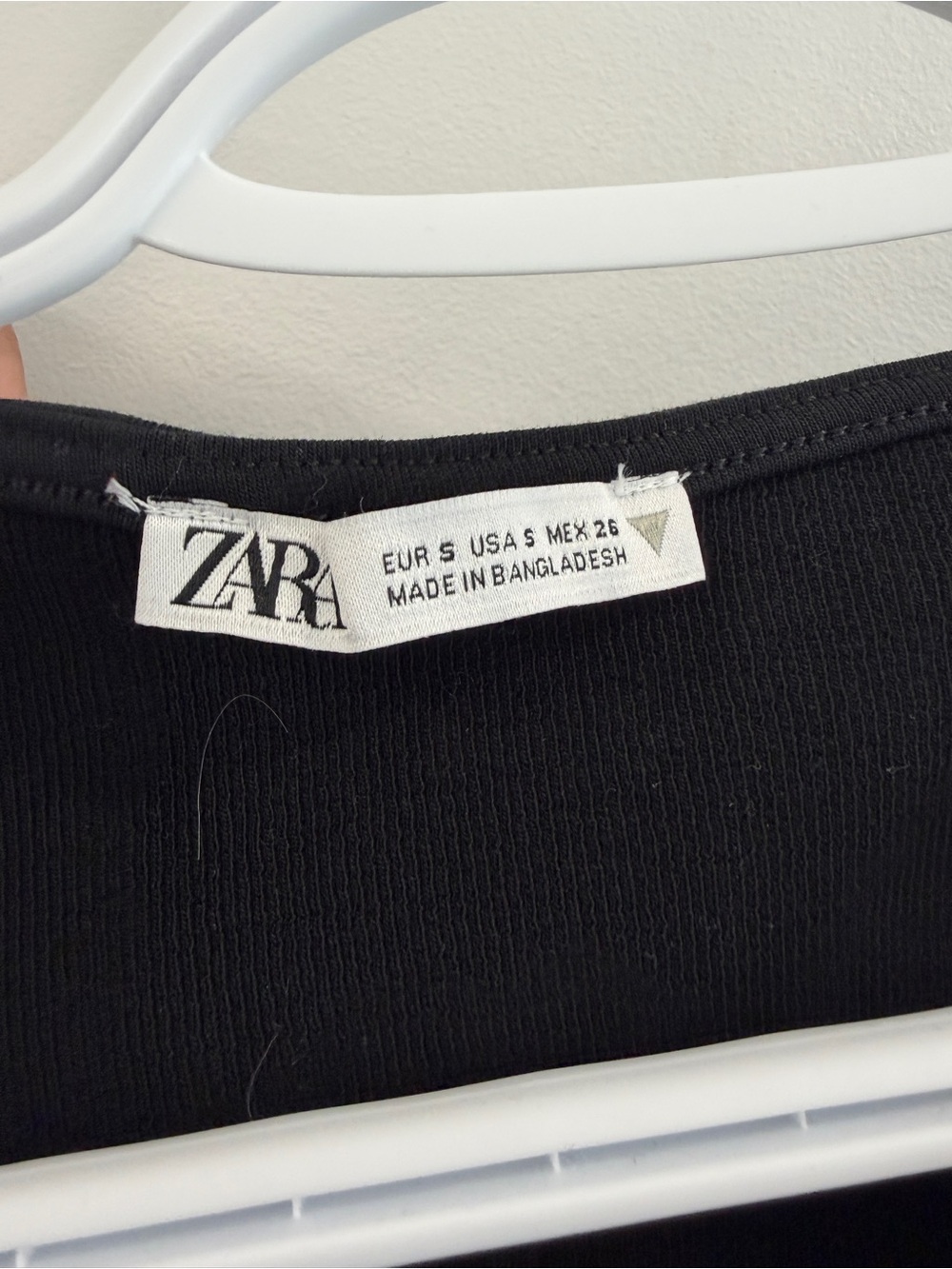 Zara Asymmetrical One-Shoulder Black Crop Top - Small - Picture 3 of 5